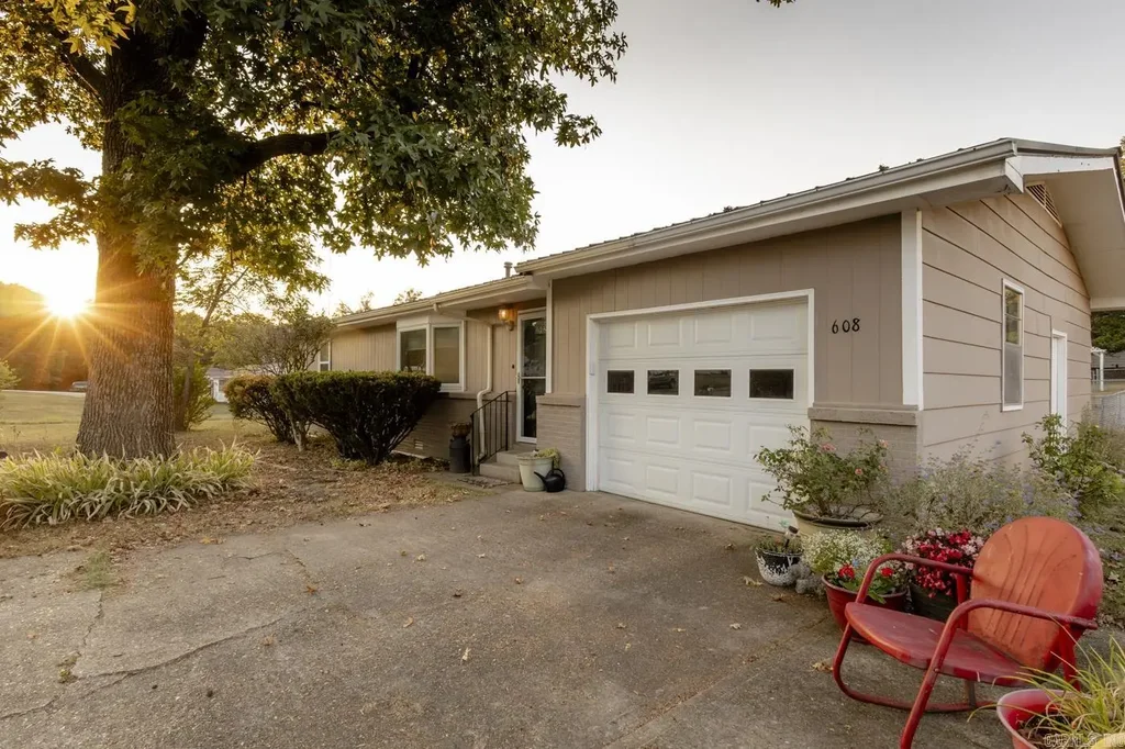 608 Oak Street, Gassville