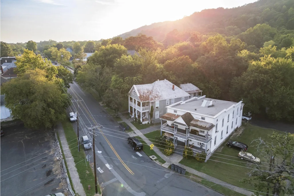 400 & 402 Quapaw Avenue, Hot Springs