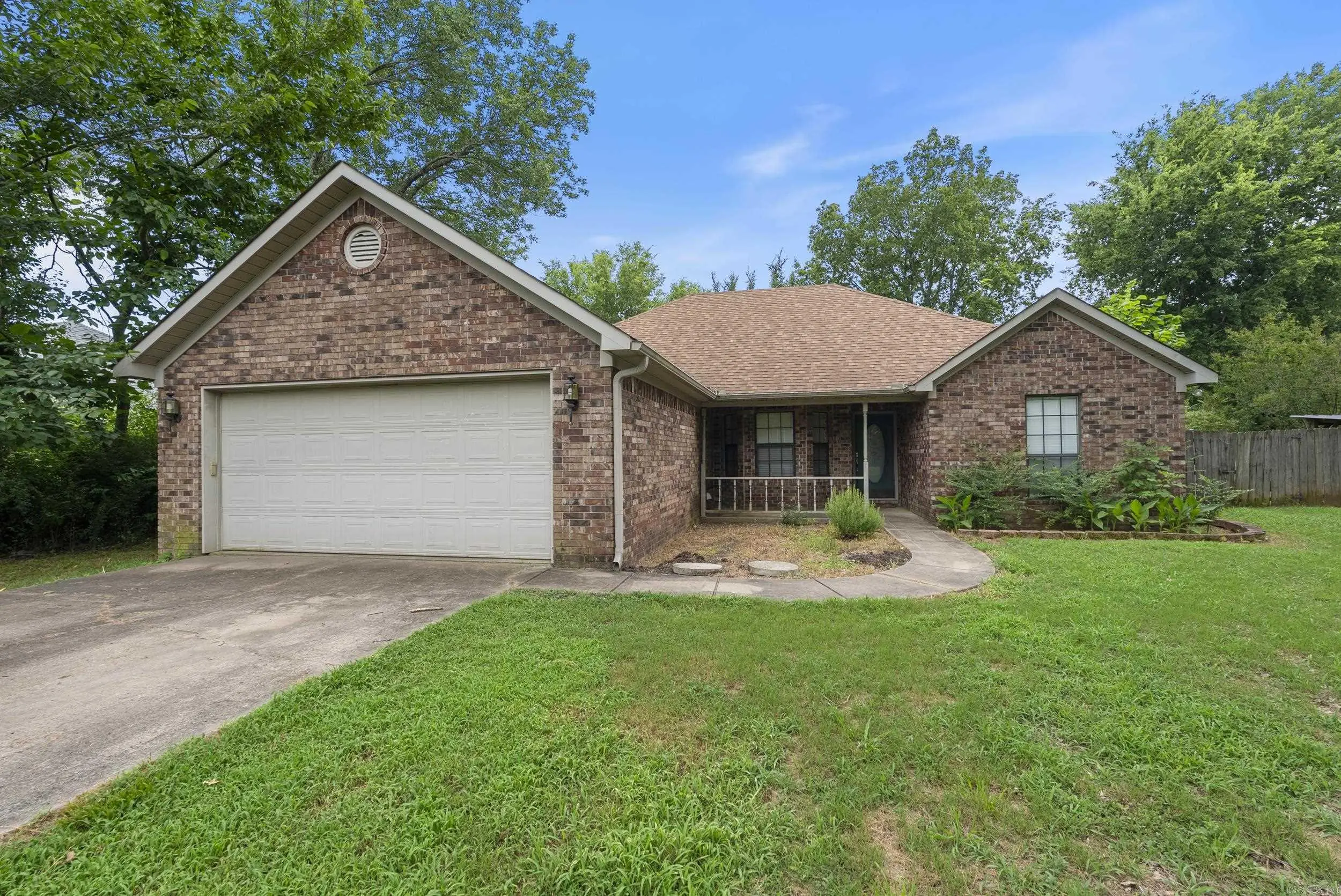 53 E Main Street, Greenbrier