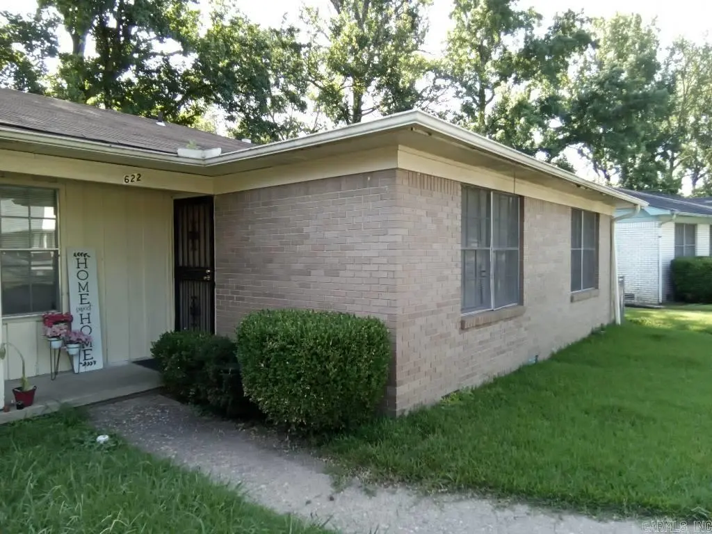 622-624 Newcastle Dr, Sherwood