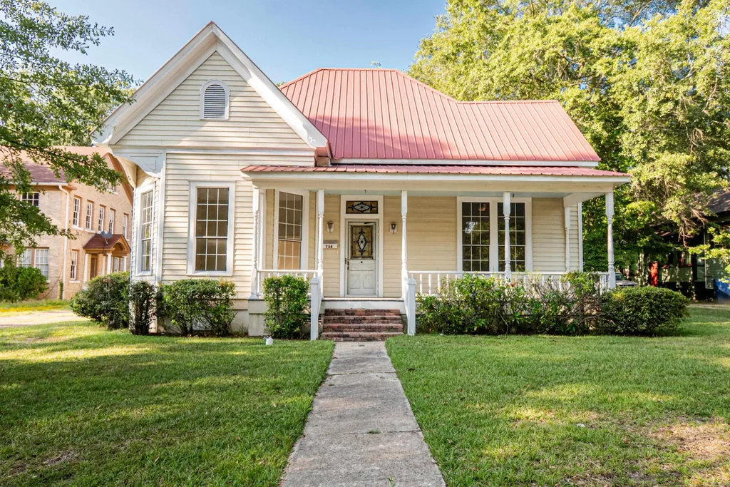 734 W Washington Street, Camden