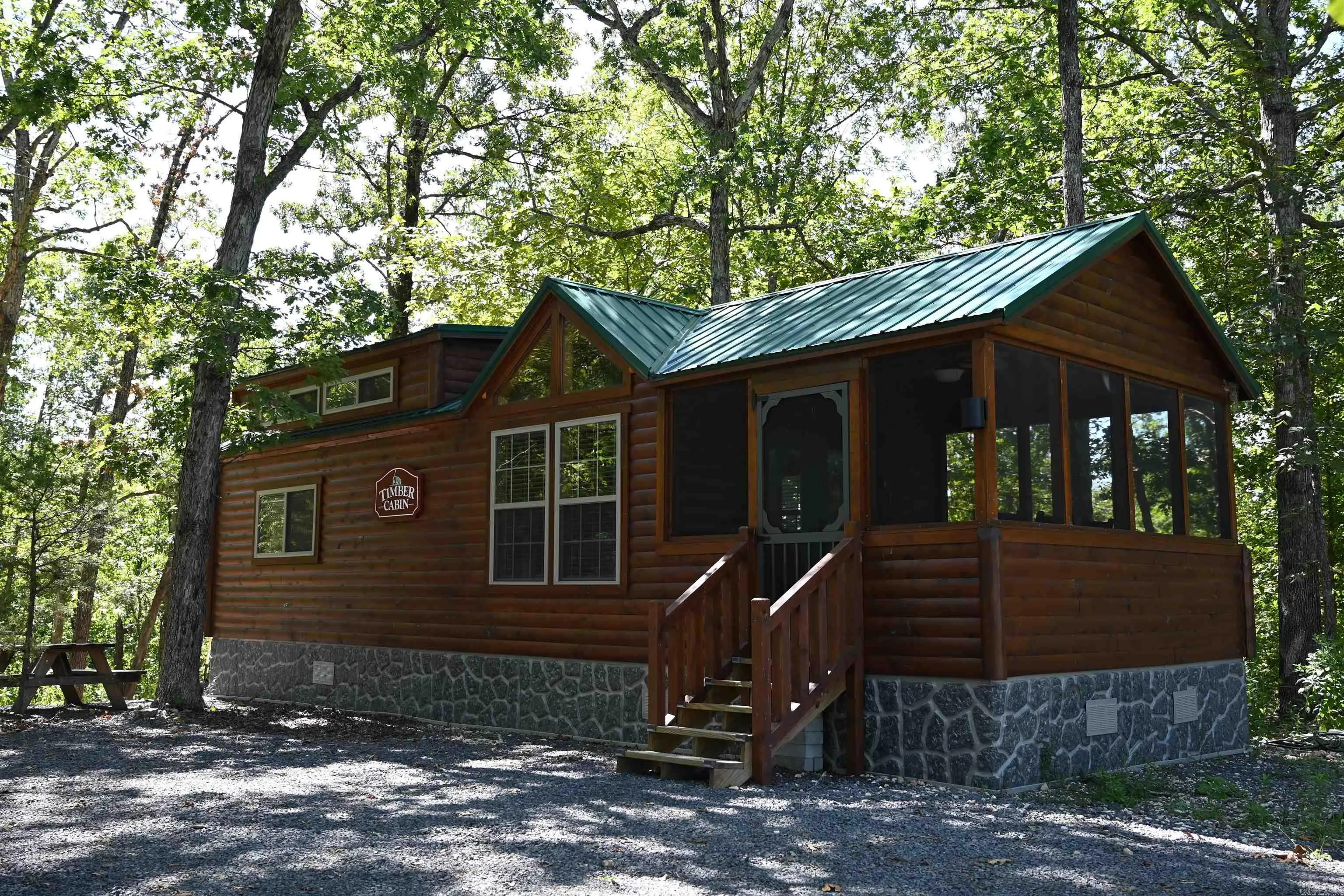 256 Fallen Tree Road, Marshall