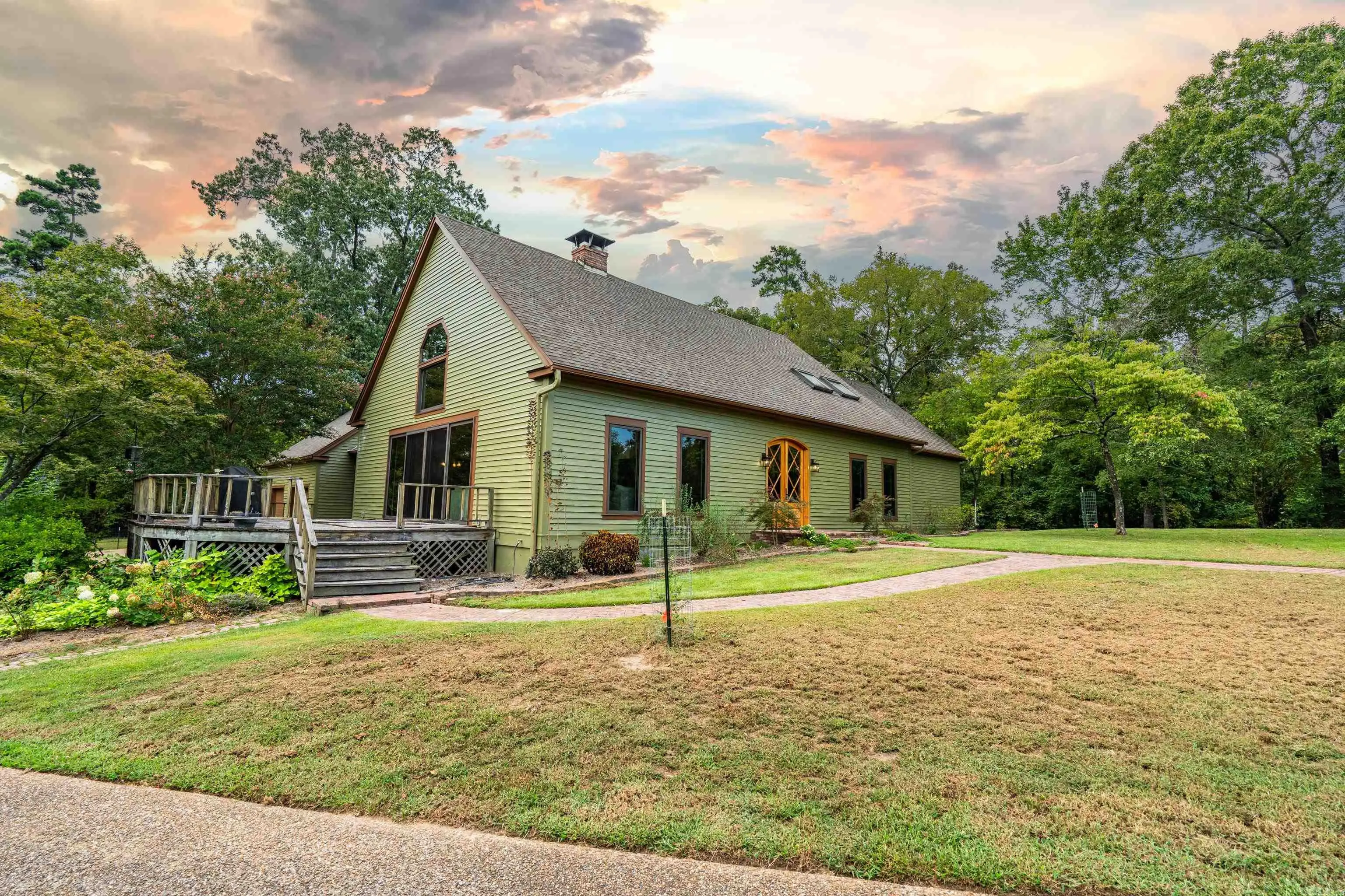 210 Fontana Road, Hot Springs