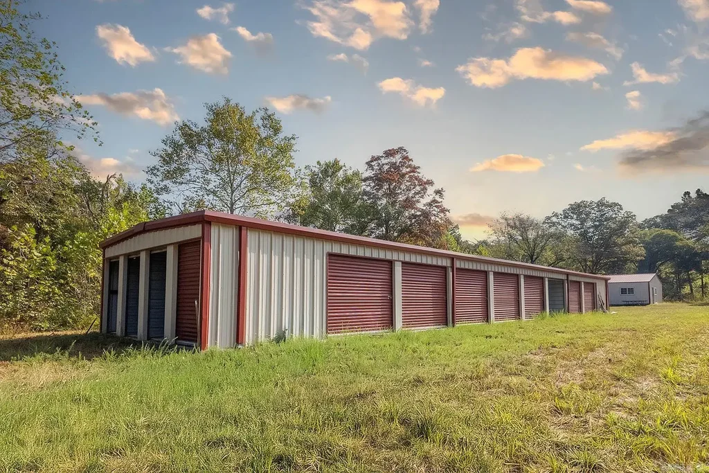 11748 Highway 63 South, Hardy