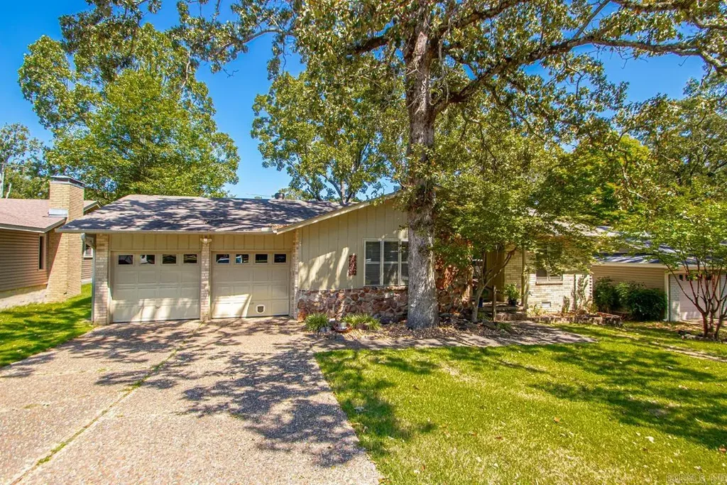 1617 Saratoga Drive, North Little Rock