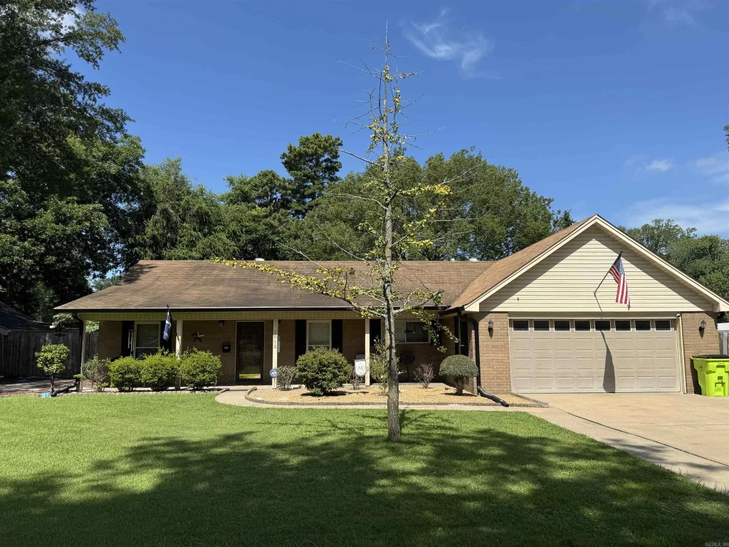 1012 S Leslie Street, Stuttgart