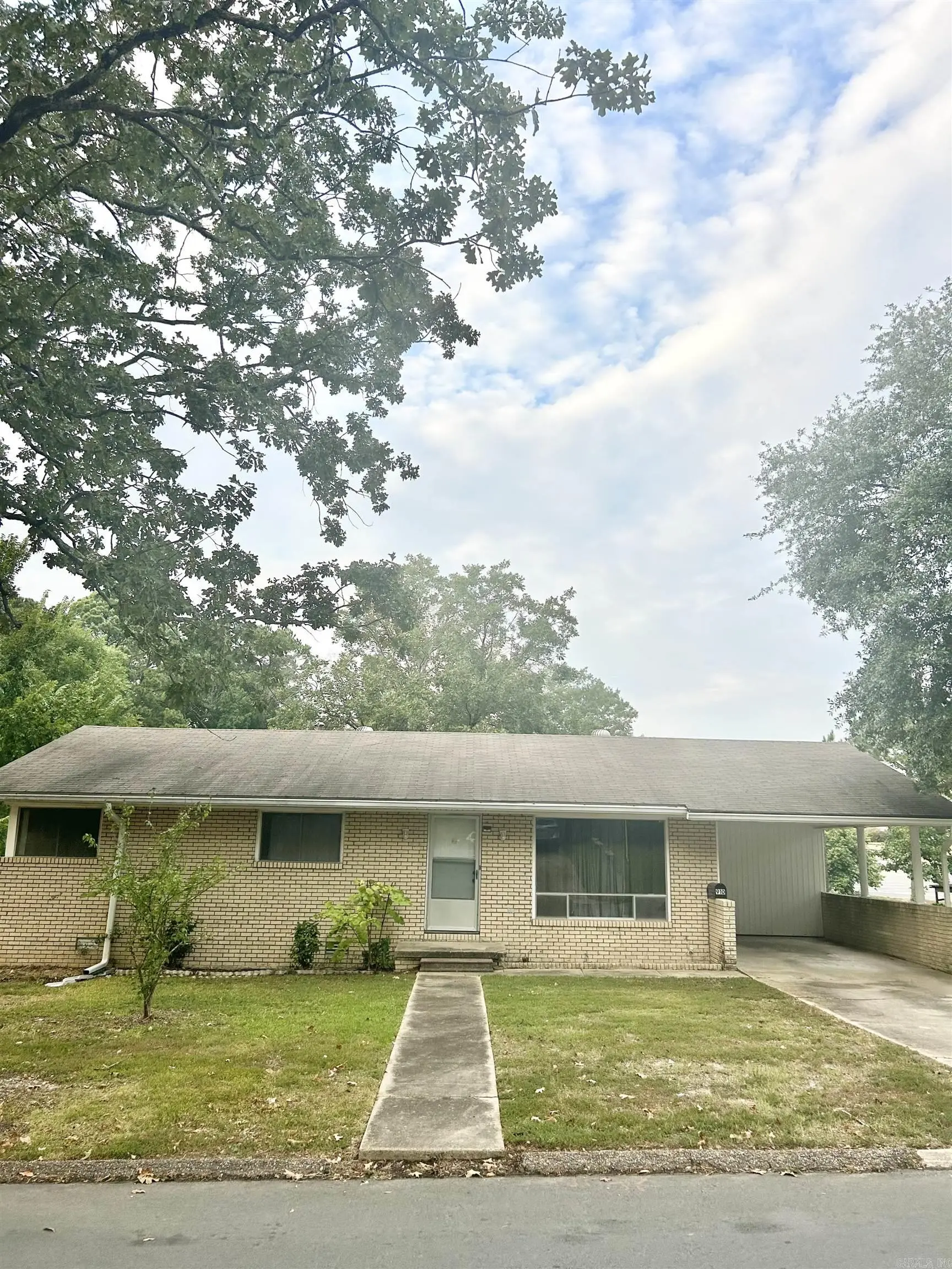 910 W 8th St, El Dorado