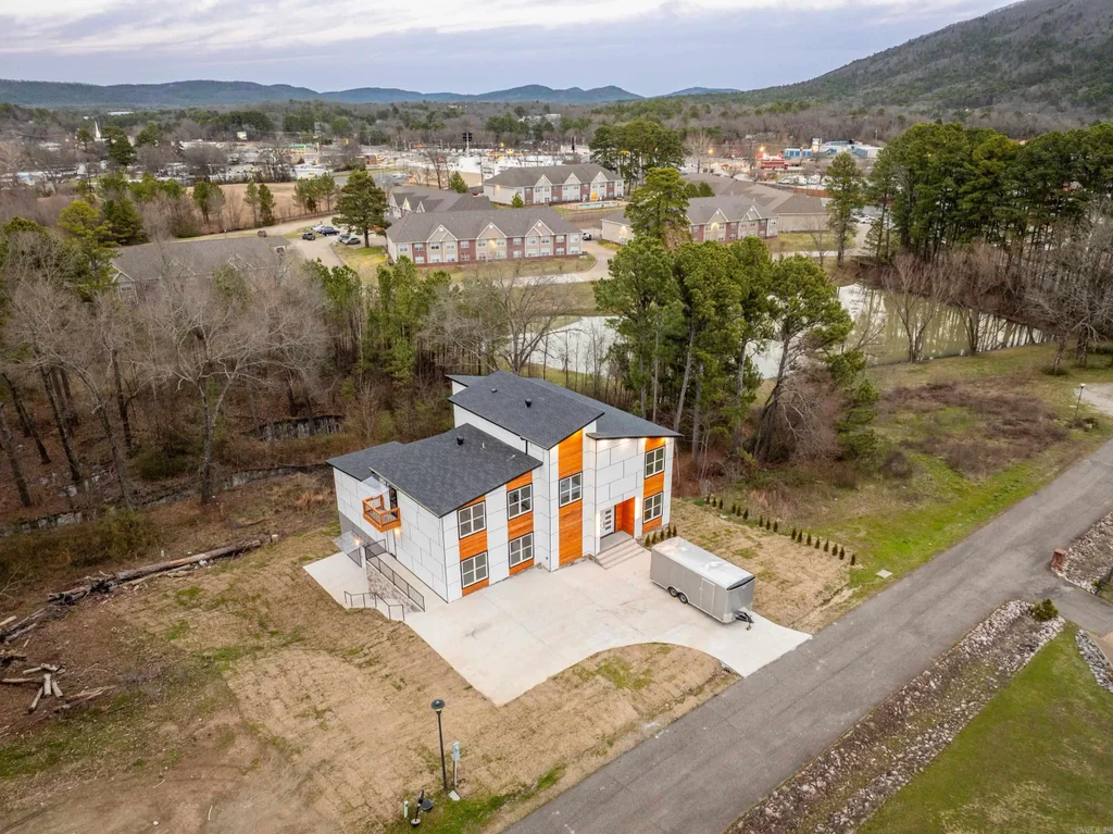 106 Imperial Court, Hot Springs