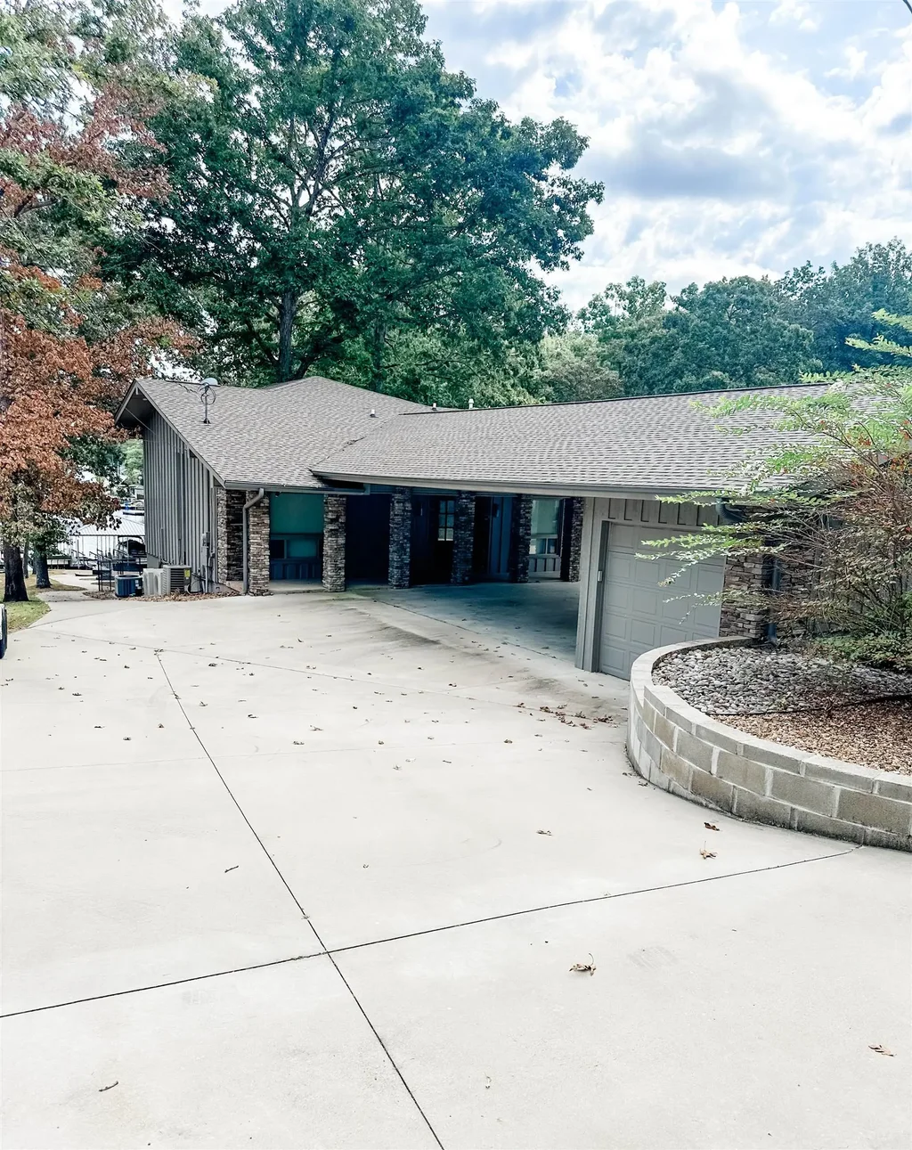 36 Winnebago Circle, Cherokee Village