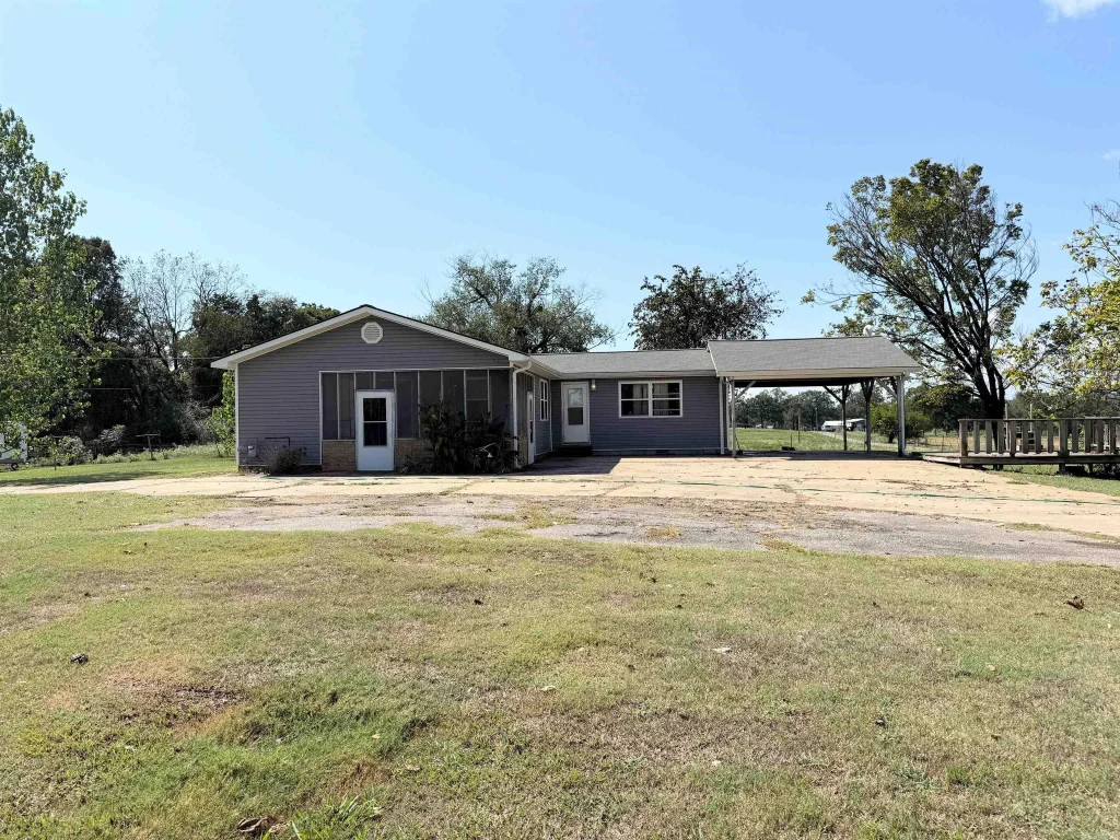 500 Gravel Hill Road, Altus