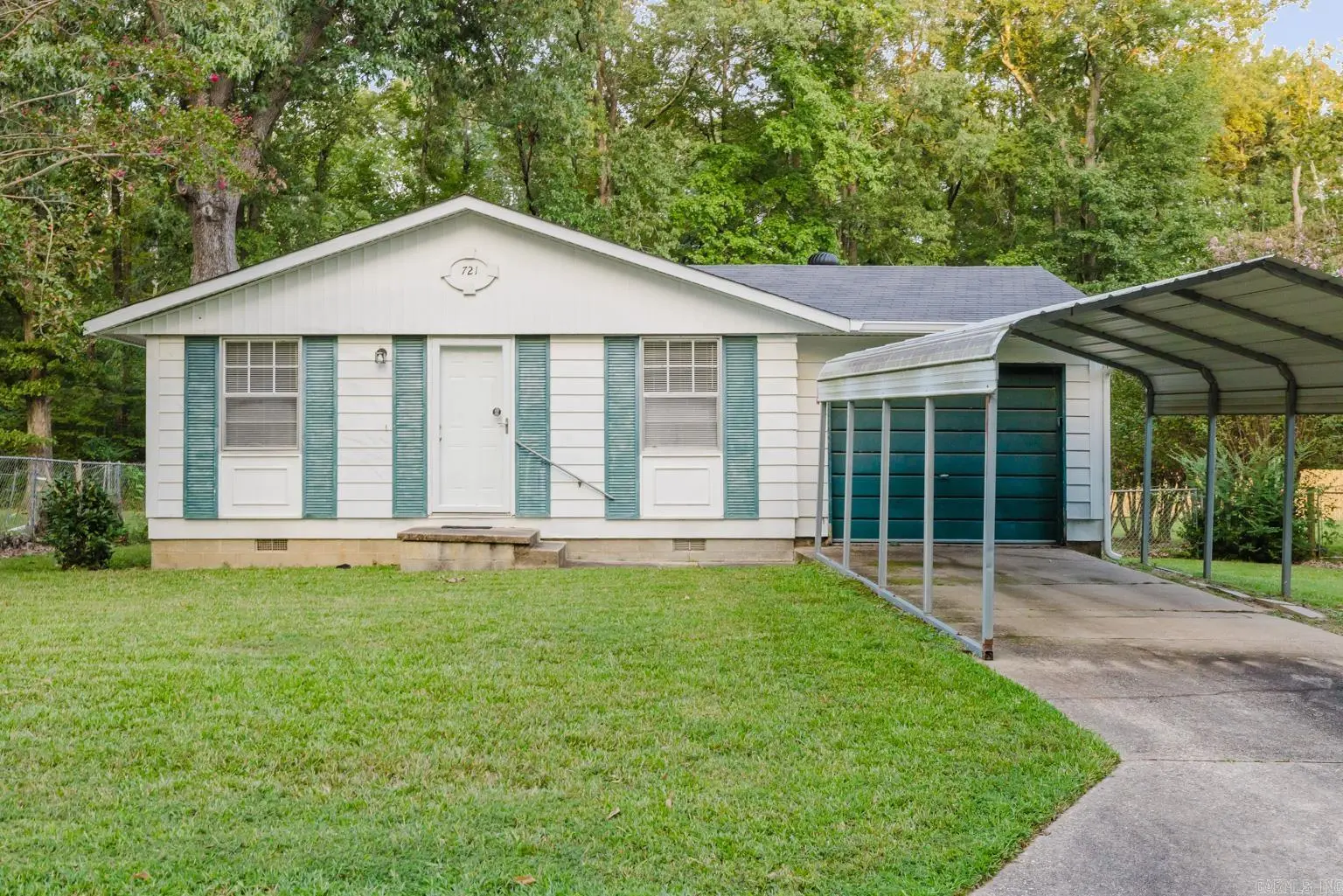 721 Edgehill Dr, Benton