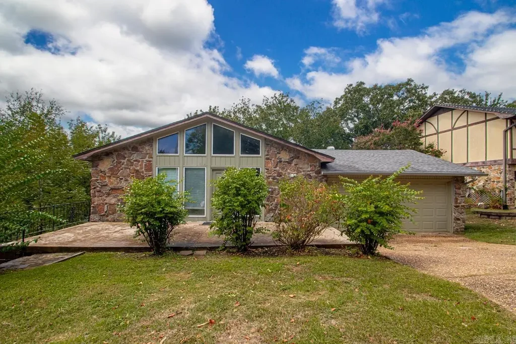 9 Blackstone Circle, North Little Rock