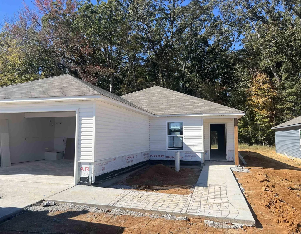 290 Sarah Alyse Lane, Cabot