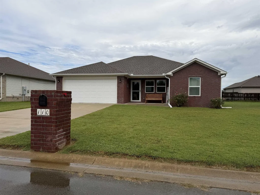 110 Garden Lane, Beebe