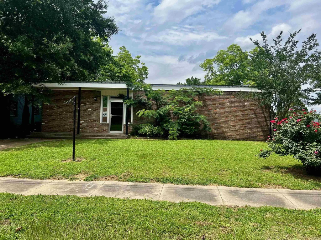 500 W Arch Street, Searcy