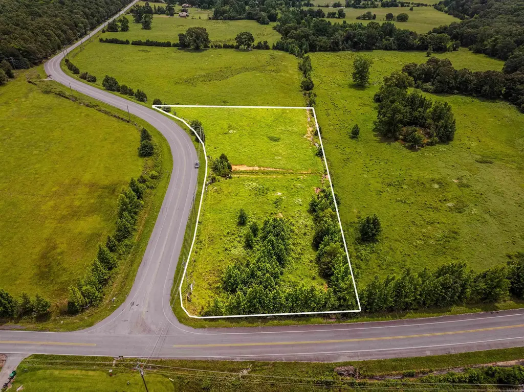 11099 Old Tom Box Road, Sherwood