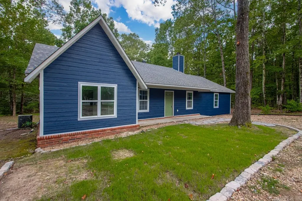 1 Cozy Lane, Redfield