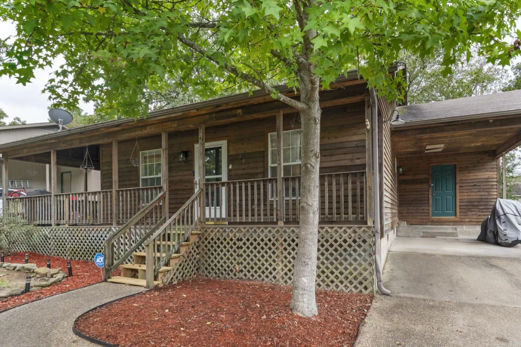 614 Grandview Street, Sherwood