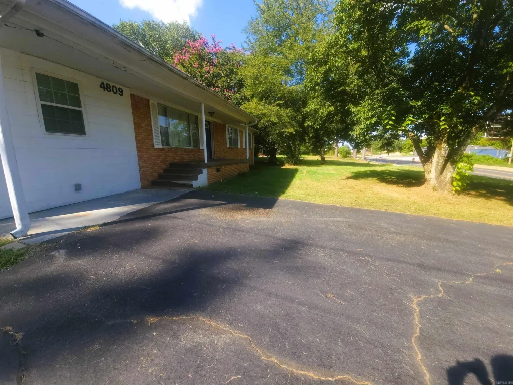 4809 Park Avenue, Hot Springs