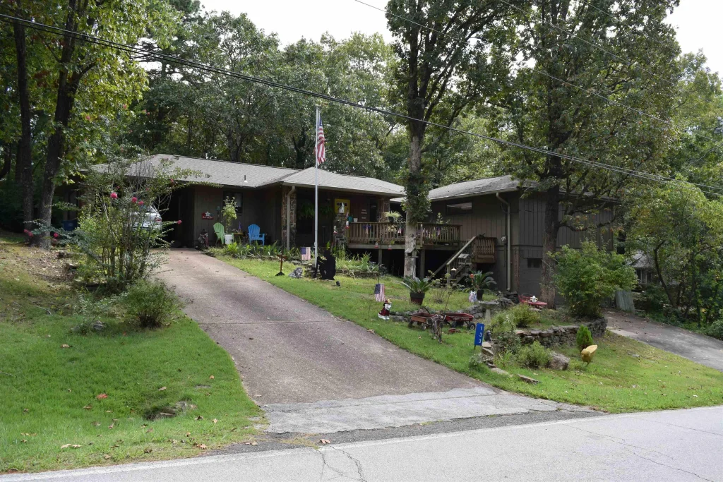 133 Pine Knot Road, Fairfield Bay