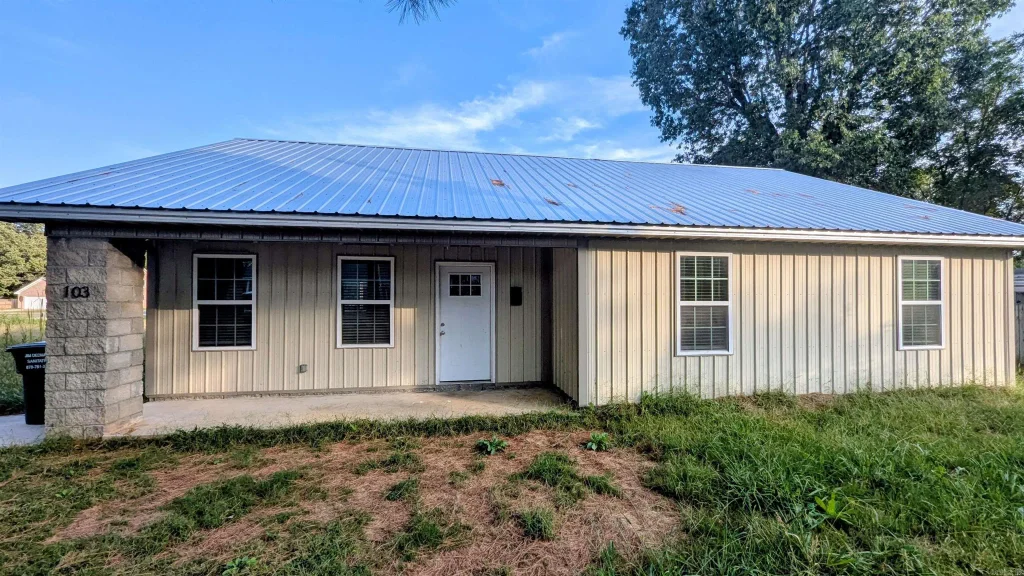 103 Church St, Brookland