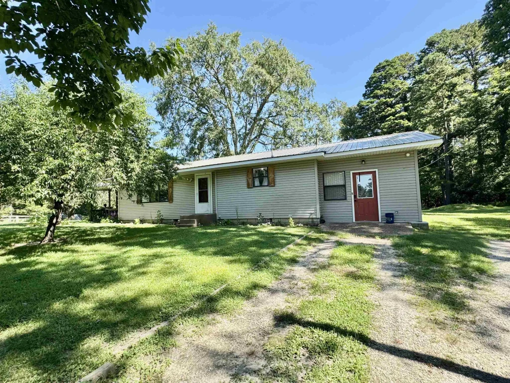 214 Mcvey Street, Calico Rock