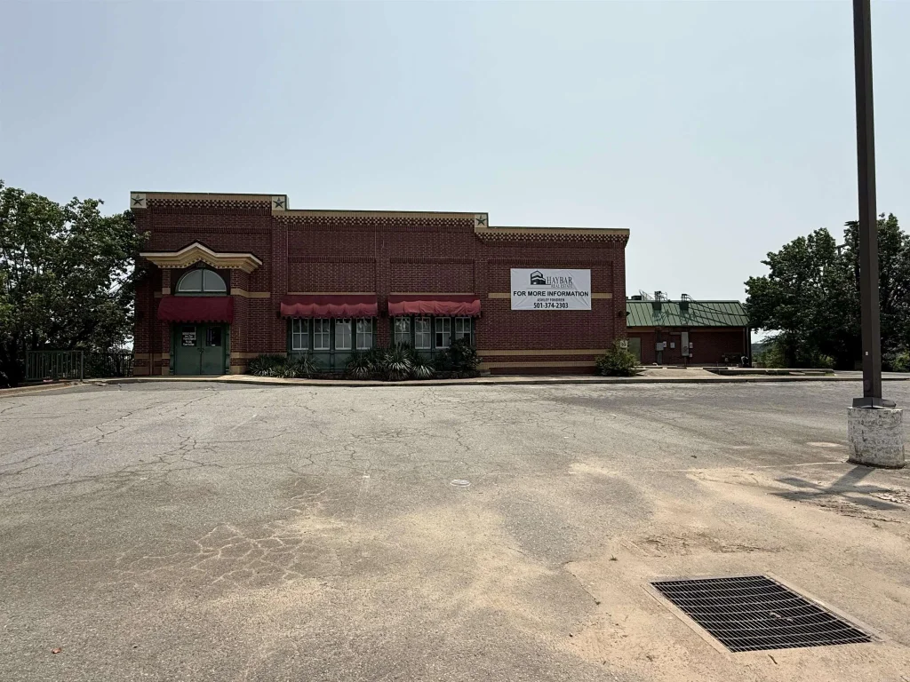 215 Shackleford, Little Rock