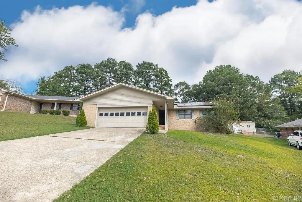 208 Mockingbird Ln, El Dorado