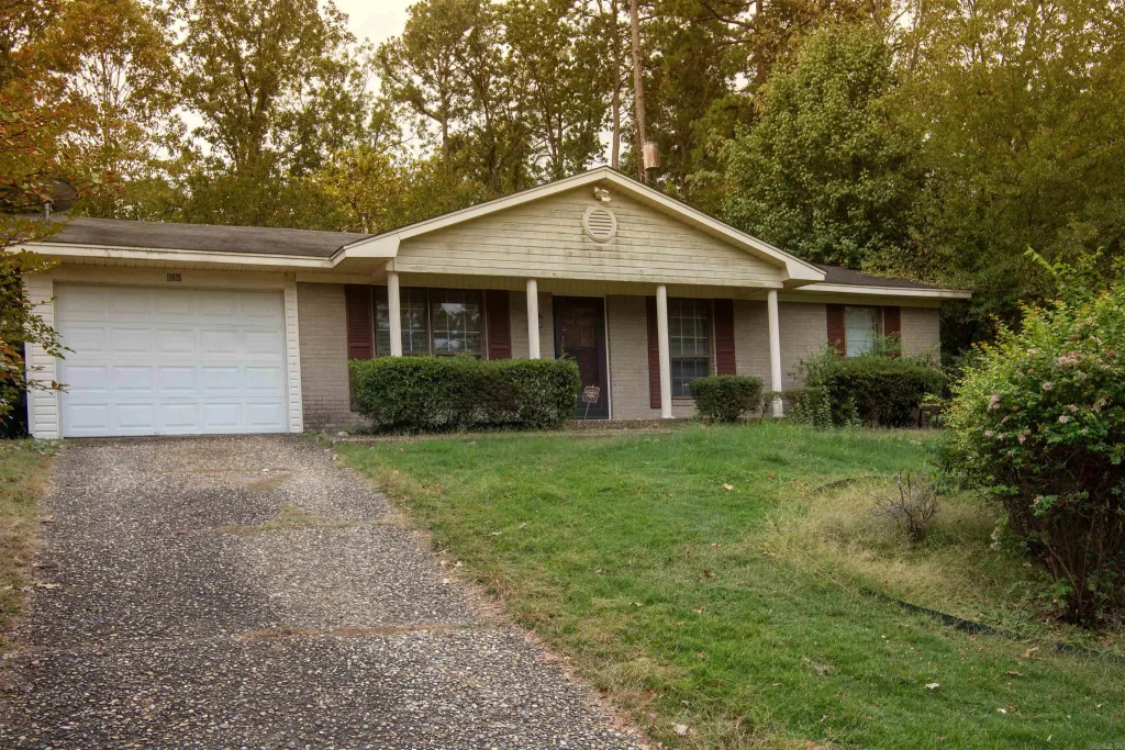 11615 Ashwood Drive, Little Rock