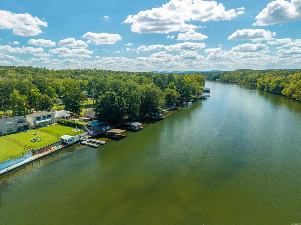 1600 Treasure Isle Road, Hot Springs National Park