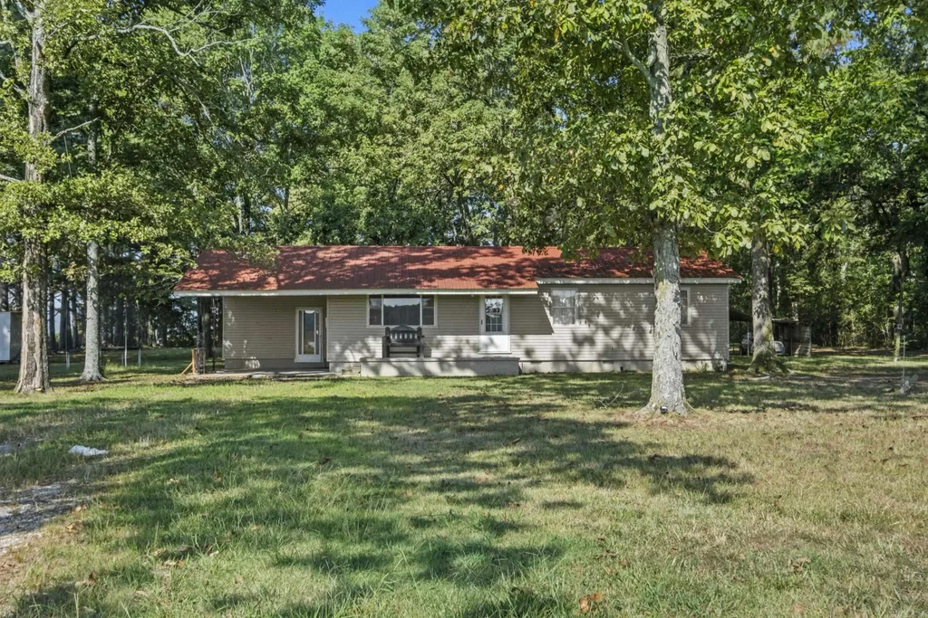 17440 Highway 11, Griffithville
