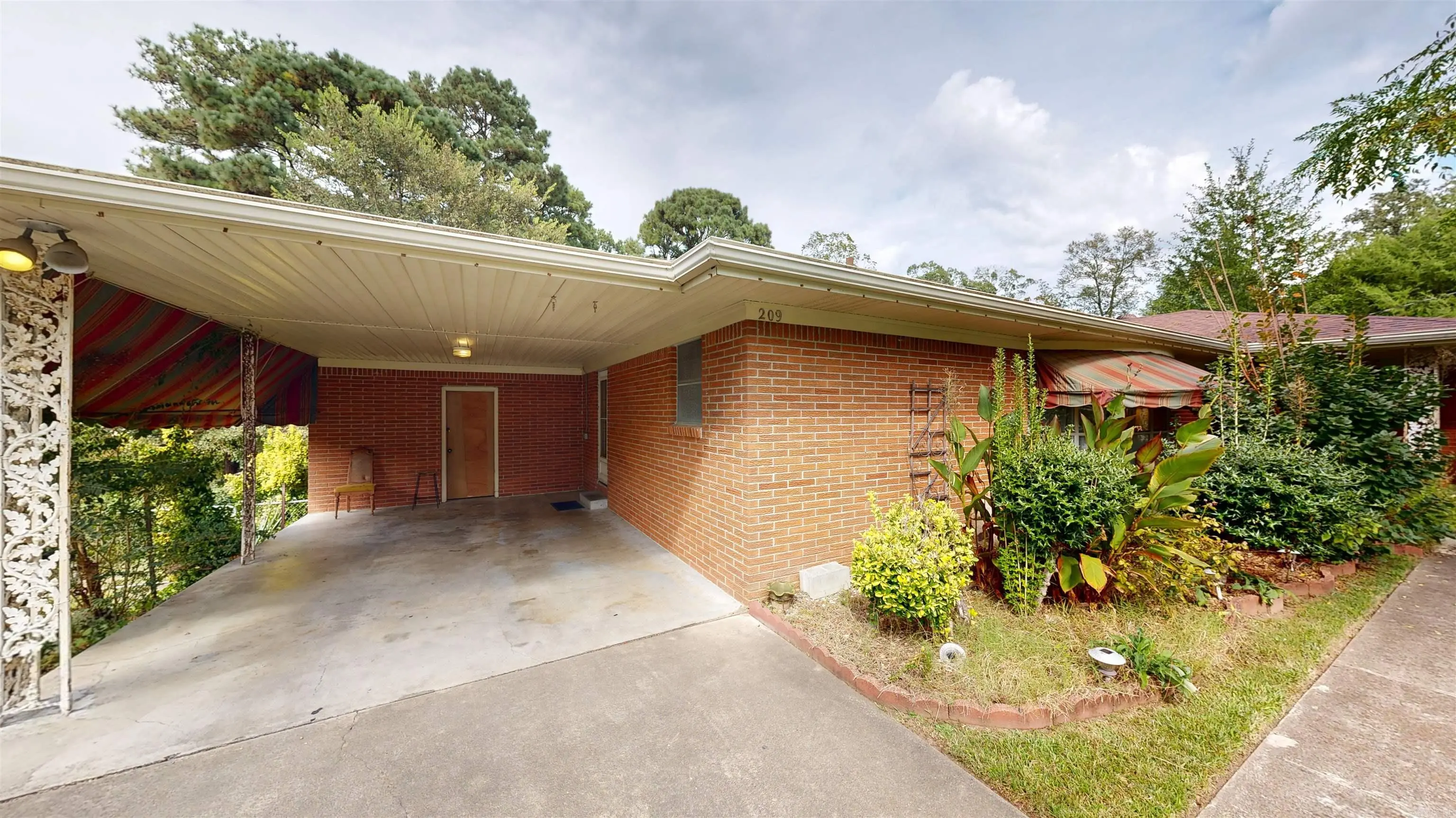 209 Mcmahan Drive, Hot Springs