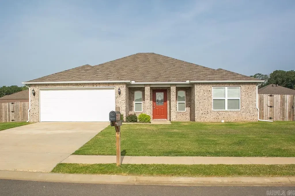 17 Saunder Drive, Austin