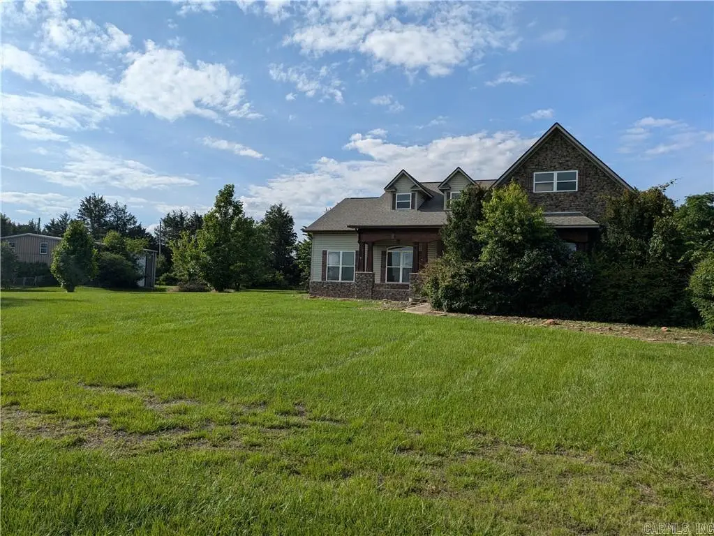 302 Private Rd 3388, Clarksville