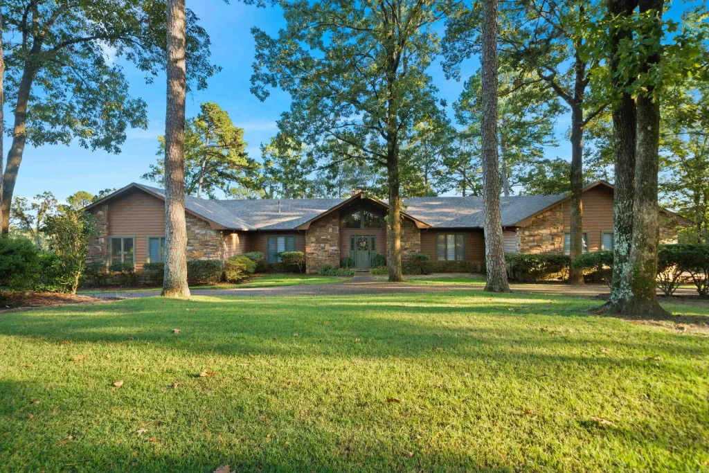 214 Whispering Hills Street, Hot Springs