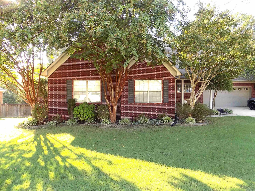 39 Trenton Dr, Greenbrier