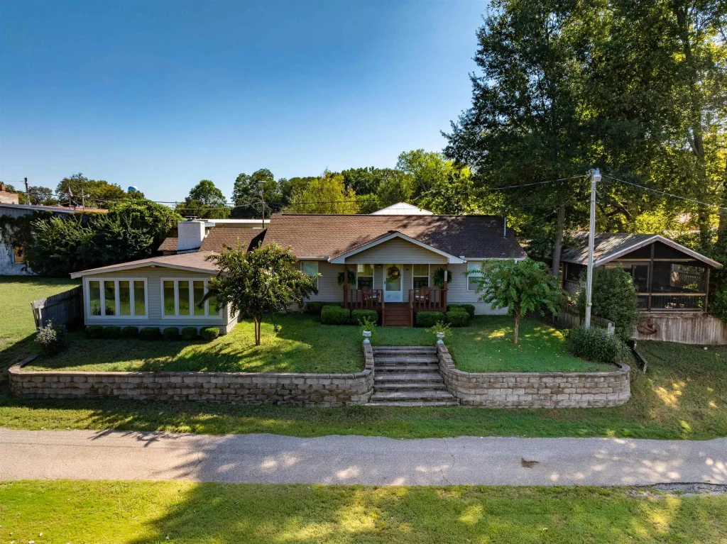 213 S 1st Street, Augusta