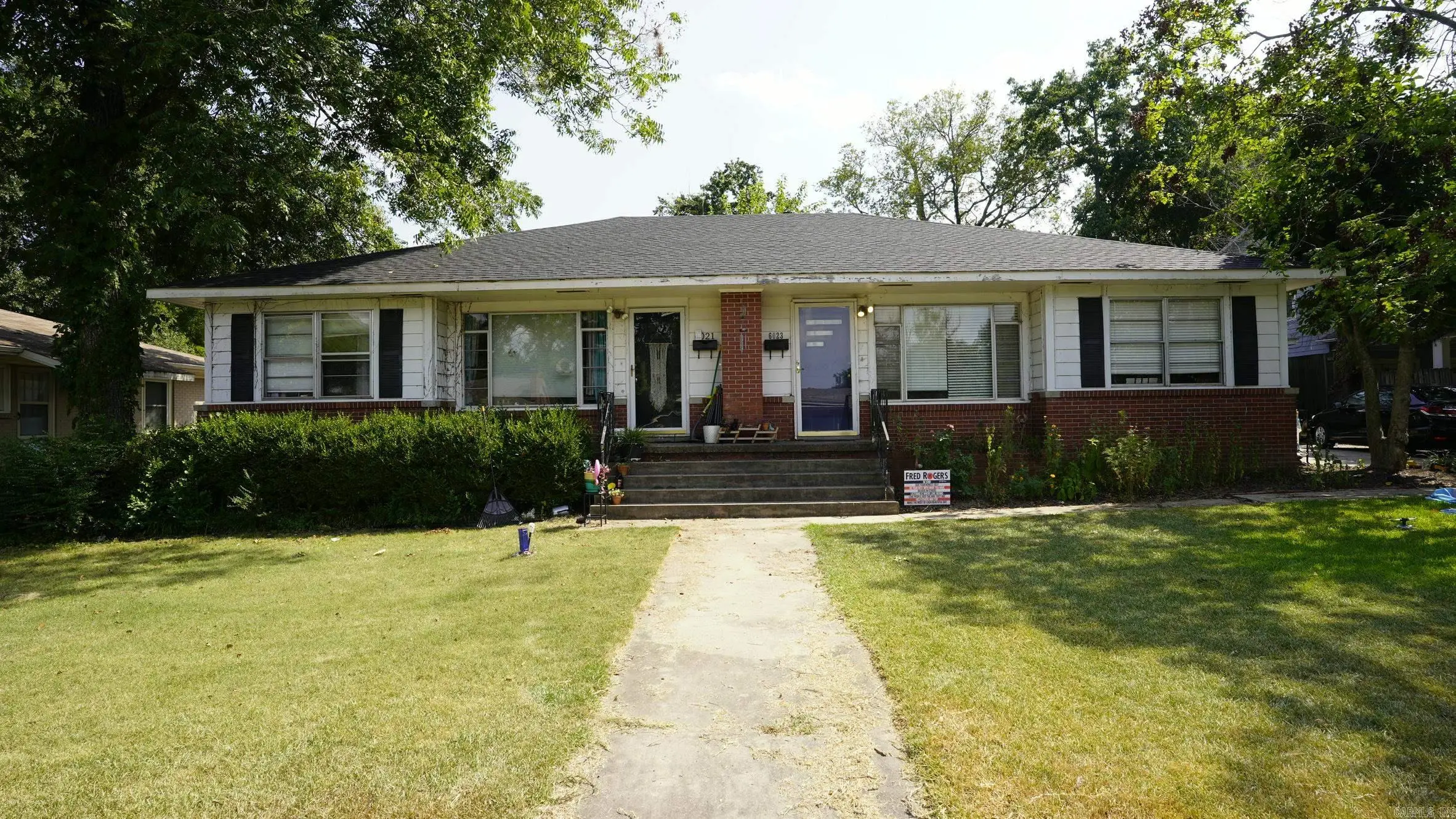 6021/6023 Longwood Road, Little Rock
