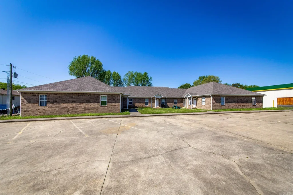 405-417 Scott Street, Ward