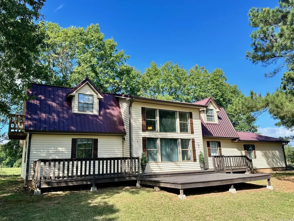 3520 Highway 21, Clarksville