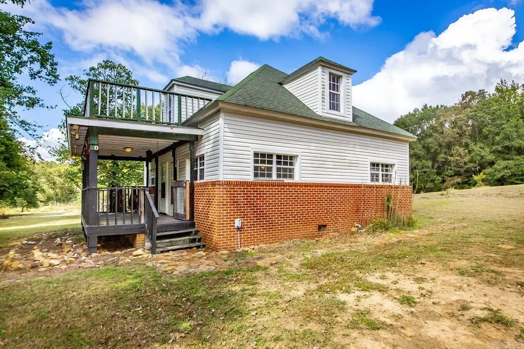 236 Polk Road 165, Mena