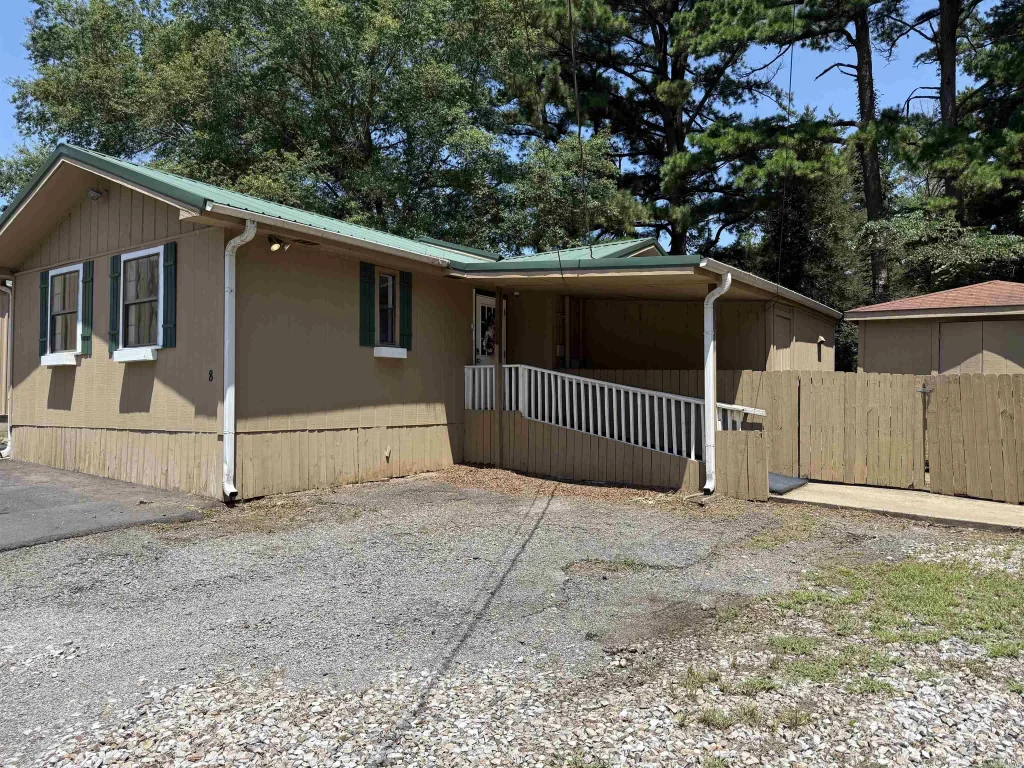 8 Bass Lane, Perryville