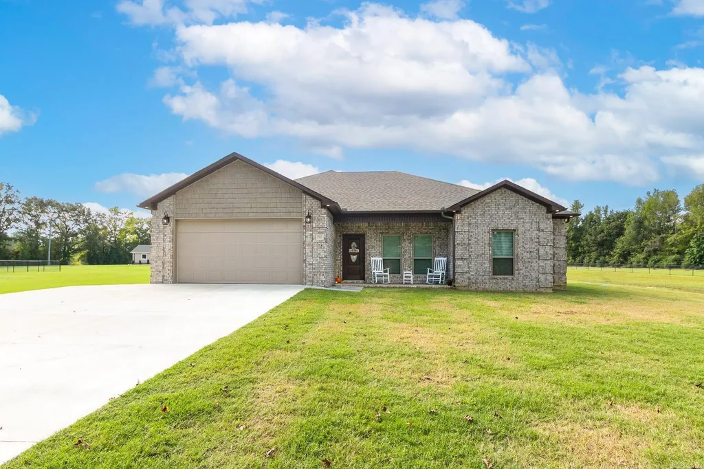 1515 Cocklebur Road, Ward