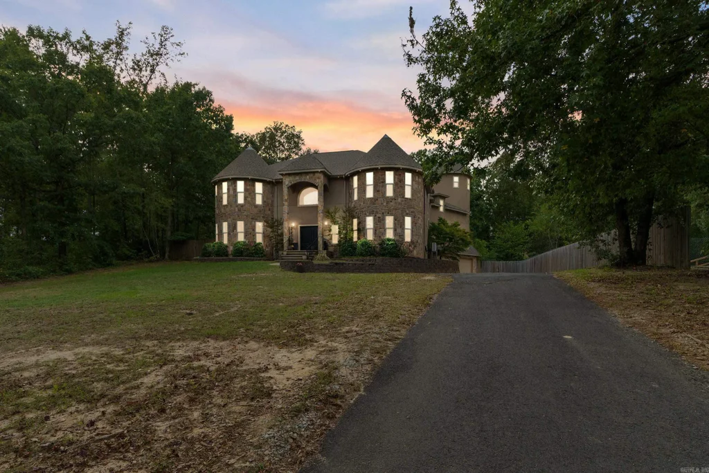 1045 Scarlett Lane, Bauxite