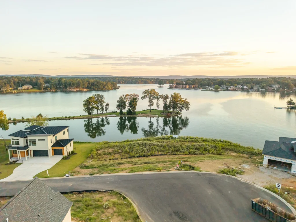 242 Post Point, Hot Springs