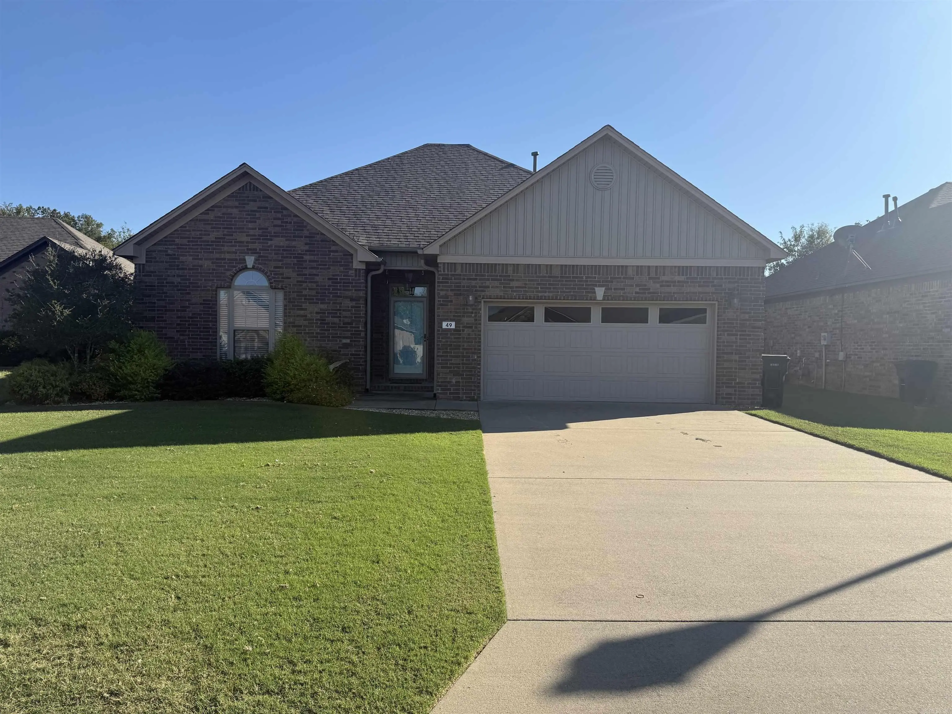 49 Oak Tree Circle, Conway