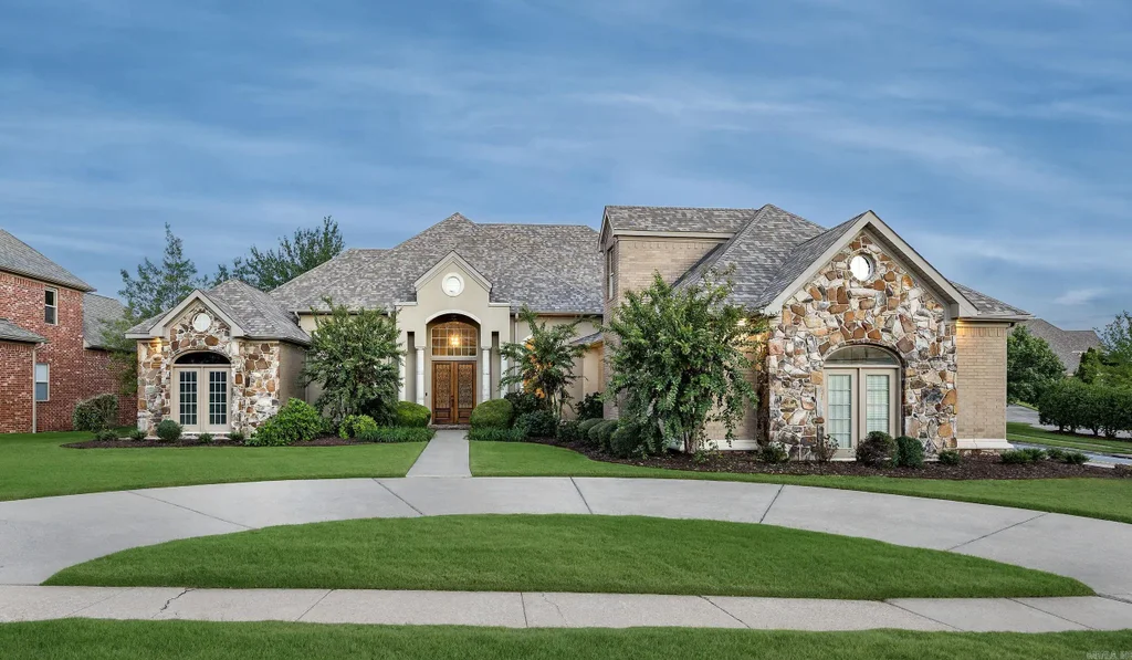 2001 Wellington Plantation Drive, Little Rock