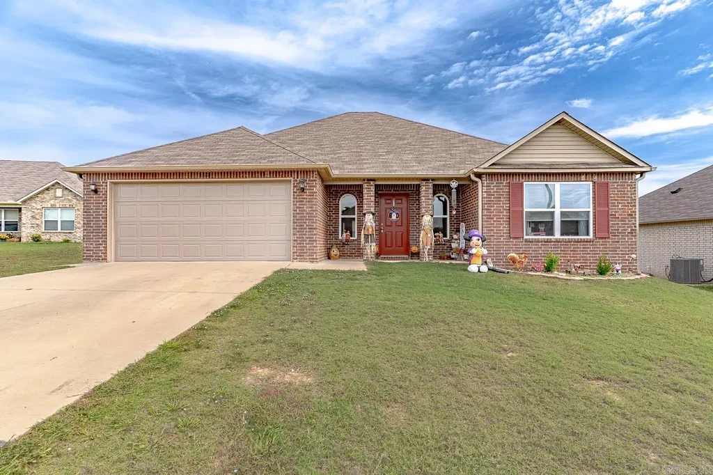 1803 Petes Place, Paragould