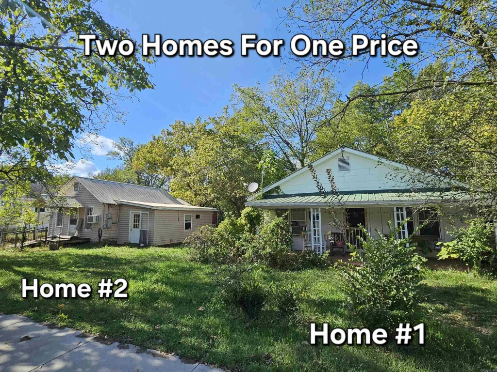 319/317 Elm & High Street, Leslie