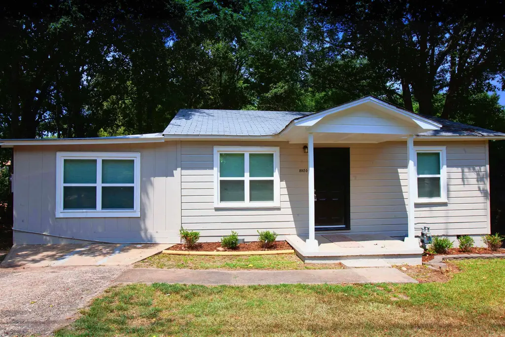 8920 W 37th Street, Little Rock